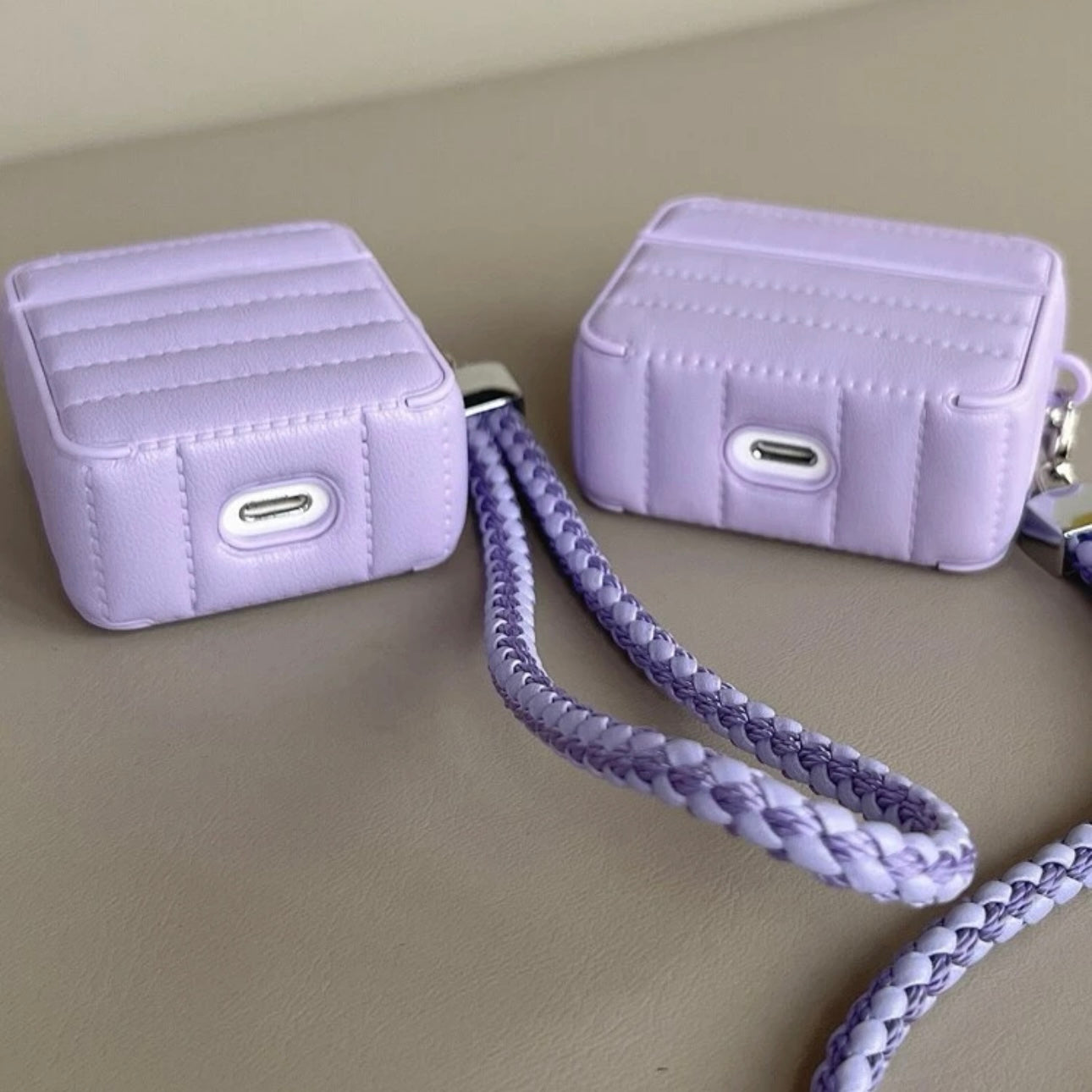 AirPods case | "Marie"