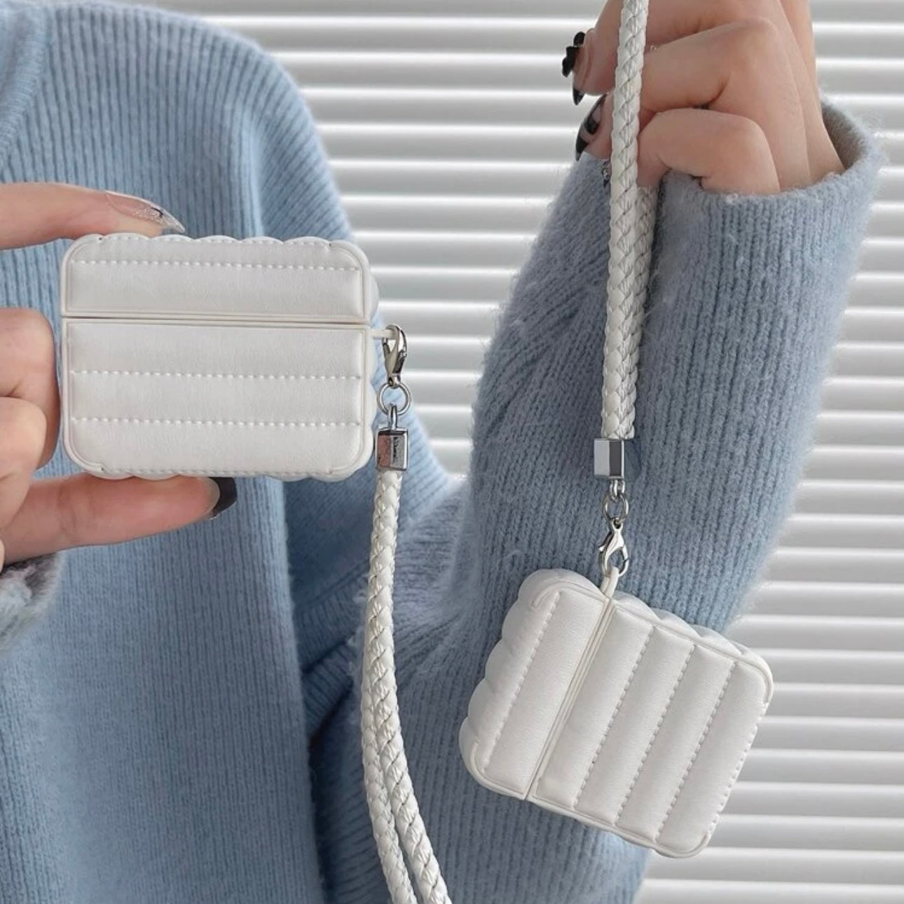 AirPods case | "Marie"